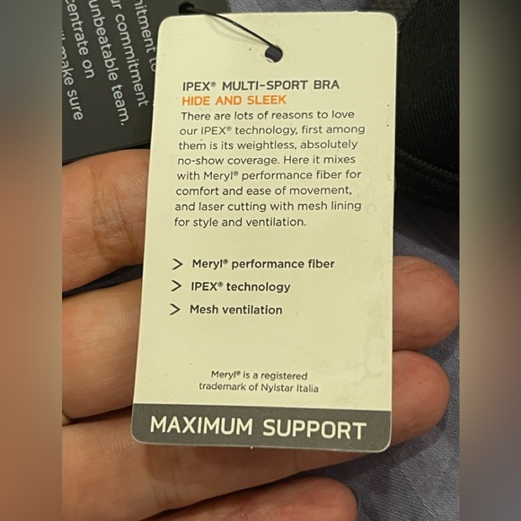 VSX Sleek Black Sports Bra - Picture 6 of 6